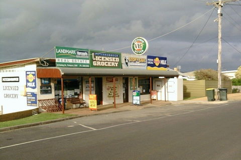 Peterborough Licensed Grocers - Attractions 2