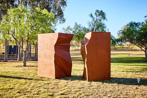 Sculpture Walk At WSU Campbelltown Campus - Attractions 0