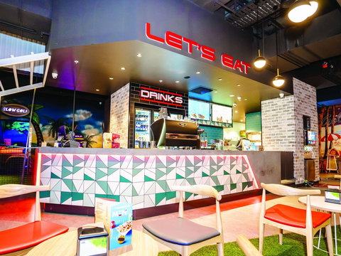 Timezone Surfers Paradise - See Attractions 2