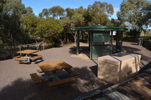 Yeldulknie Weir & Reservoir - Attractions Las Vegas 2