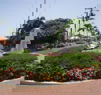 Yeppoon War Memorial - Attractions