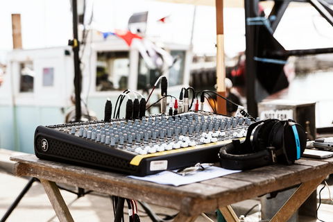 Apollo Bay Radio 87.6 FM - Attractions 0