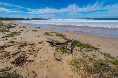 Avenue Beach - Attractions 0