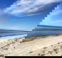 Brownlow Beach - Attractions