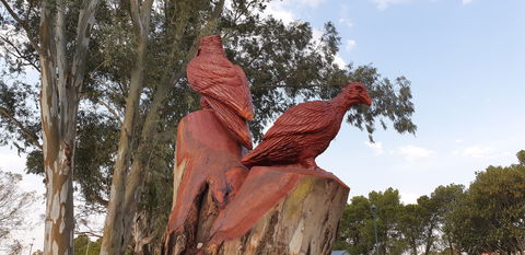 Chainsaw Tree Sculpture - Attractions 1