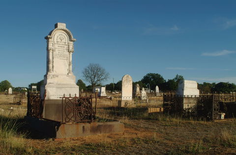 Charters Towers Cemetery - Attractions 2