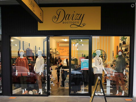 Daizy Boutique - Attractions 0