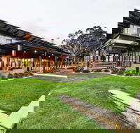 Lakeside Function Centre - Eight Willows Retreat - Attractions