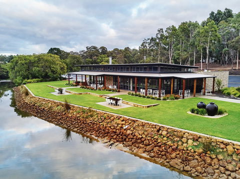 Lakeside Function Centre - Eight Willows Retreat - Attractions 2