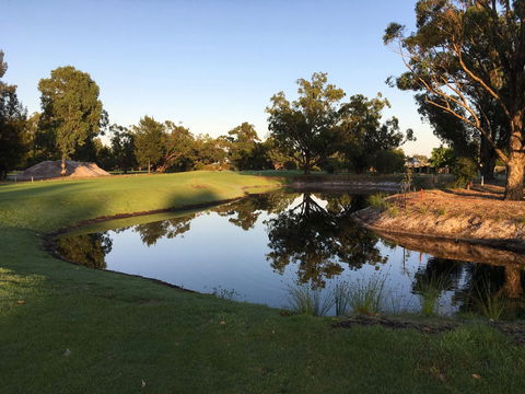 Pinjarra Golf Club - Attractions 0