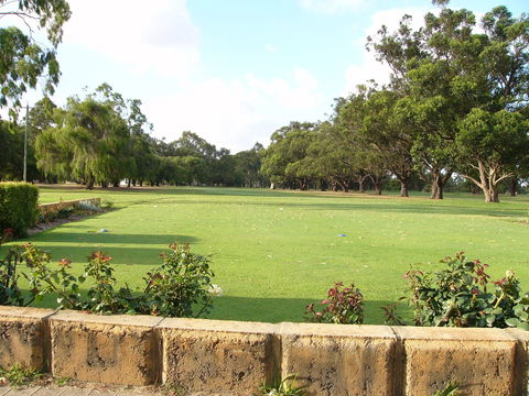 Pinjarra Golf Club - Attractions 1