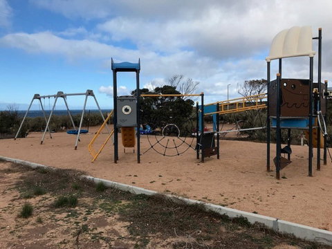 Port Gibbon Playground - Attractions 0
