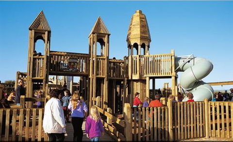 Port Noarlunga Jubilee Park Adventure Playground - Attractions 0