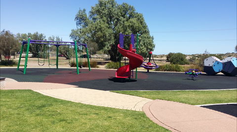 Port Noarlunga Jubilee Park Adventure Playground - Attractions 1