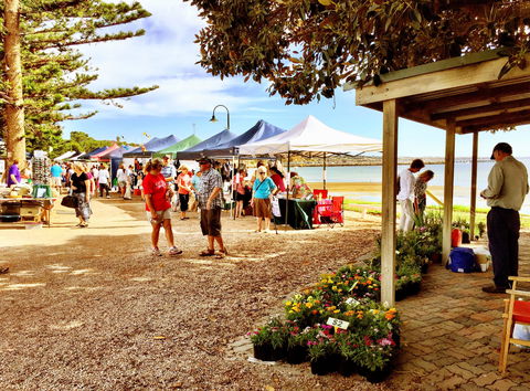 Stansbury Seaside Markets - Attractions 0