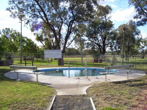 Walgett Artesian Bore Baths - Attractions 1