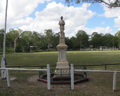 Apple Tree Creek War Memorial - Attractions 0