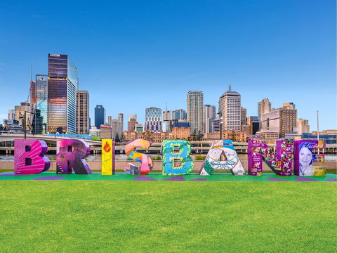 BRISBANE Sign - Attractions 0