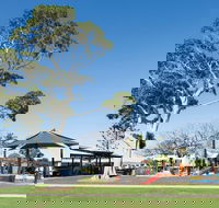 Eddie Santaguiliana Way - Attractions