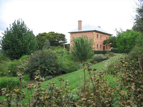 Harpers Mansion - Attractions 1