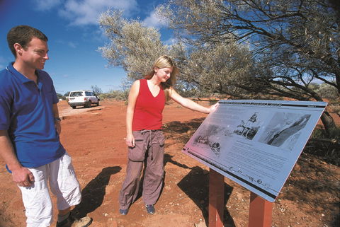 Leonora - Attractions 1