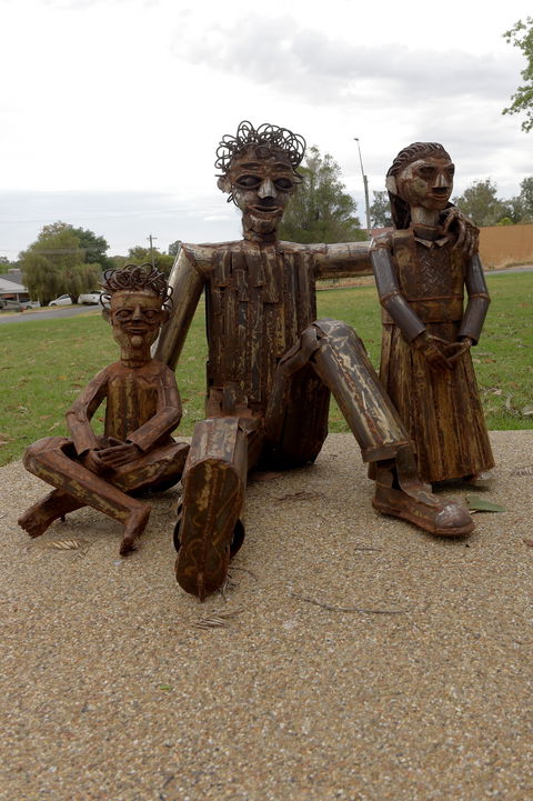 Lyrics, Landscapes And Lintels - Leeton Public Art Trail - Attractions Las Vegas 0