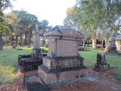McLeod Street Pioneer Cemetery Cairns - Attractions 1