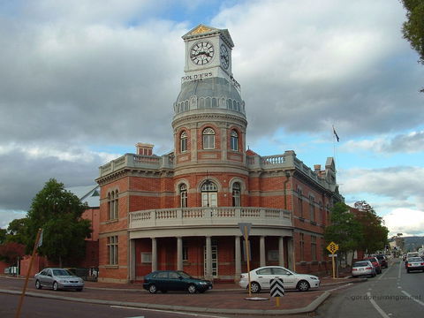 Midland Town Hall - Attractions 0