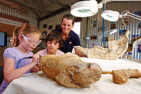 Natural Sciences Loop - Attractions 1