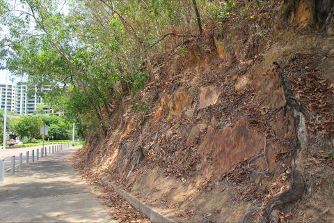 Stokes Hill - Attractions 0