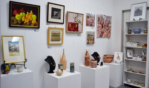 T'arts Gallery - Attractions 0