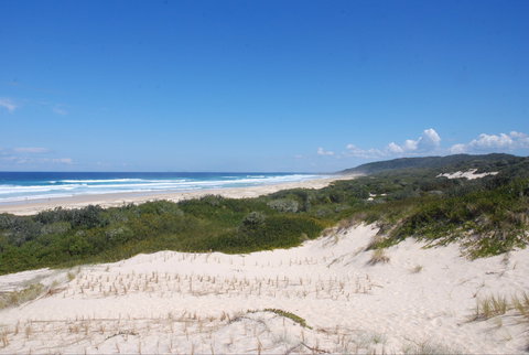Treachery Beach - Attractions 0