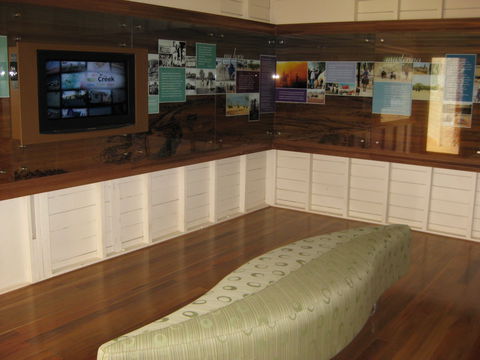 At The Creek Visitor Information Centre - Attractions 1