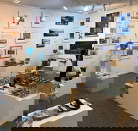 Batemans Bay Visitors Centre Art Gallery - Attractions