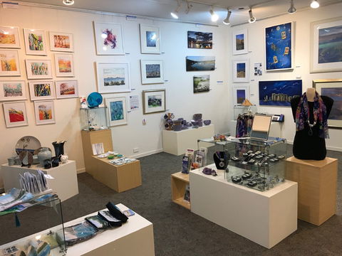 Batemans Bay Visitors Centre Art Gallery - Attractions 0