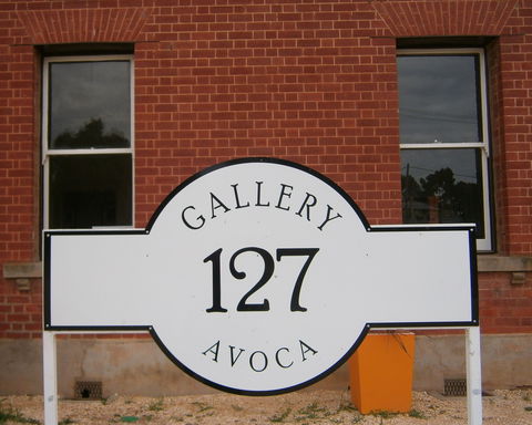 Gallery 127 - Attractions 0