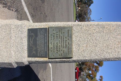 Hawdon And Bonney Obelisk Barmera - Attractions 1