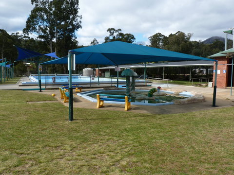 Marysville Outdoor Swimming Pool - Attractions 2