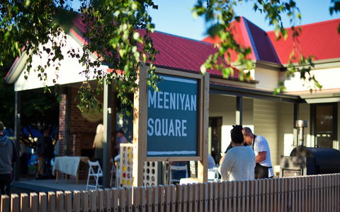Meeniyan Square - Attractions 0