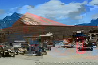 Oaklands Barn