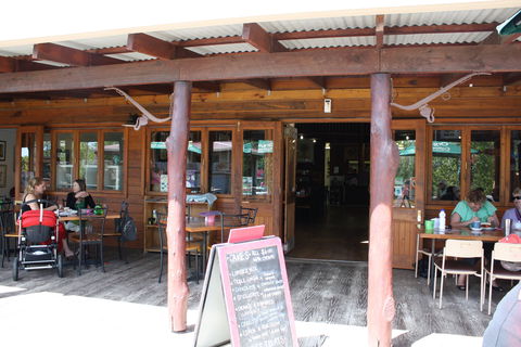 Oaklands Barn - Attractions Las Vegas 1