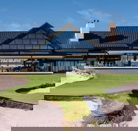 Peninsula Kingswood Country Golf Club - Attractions