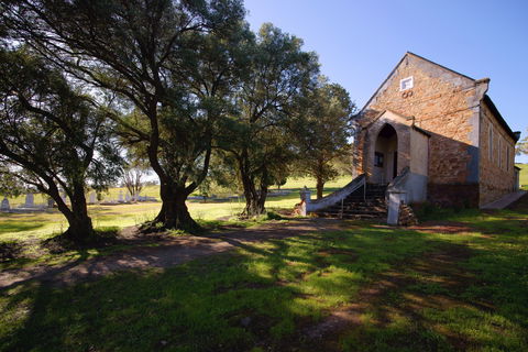 St Saviours Church Katrine - Attractions 0