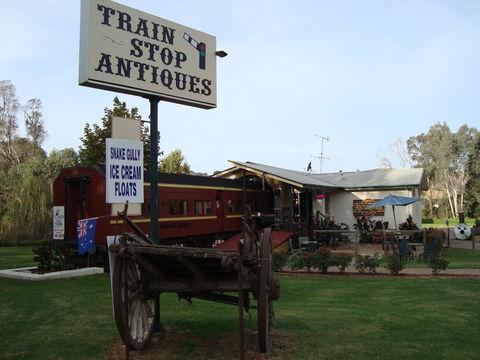 Train Stop Antiques - Attractions 0