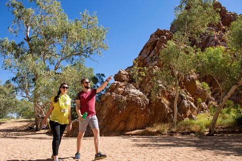 Yeperenye / Emily And Jessie Gaps Nature Park - Attractions 0