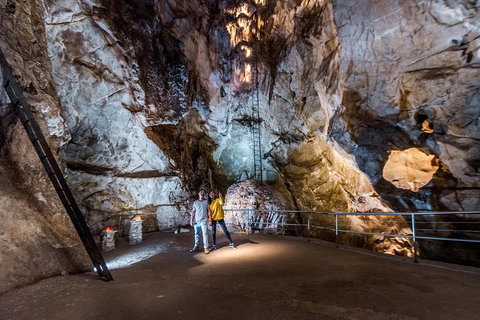 Jenolan Caves: Lucas Cave Tour - Attractions 1