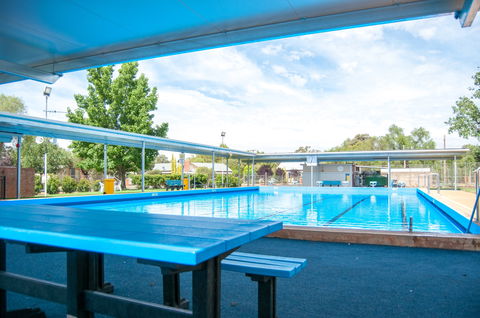 Barellan Swimming Pool - Attractions 0
