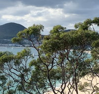 Newcastle Airport to the Tomaree Peninsula. - Attractions