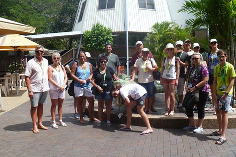 Pathfinder Jumping Crocodile Cruise Shuttle Bus - Attractions 4