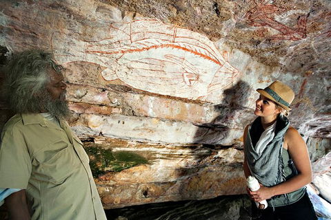Arnhem Land Injalak Hill Full-Day Tour From Darwin - Attractions 3